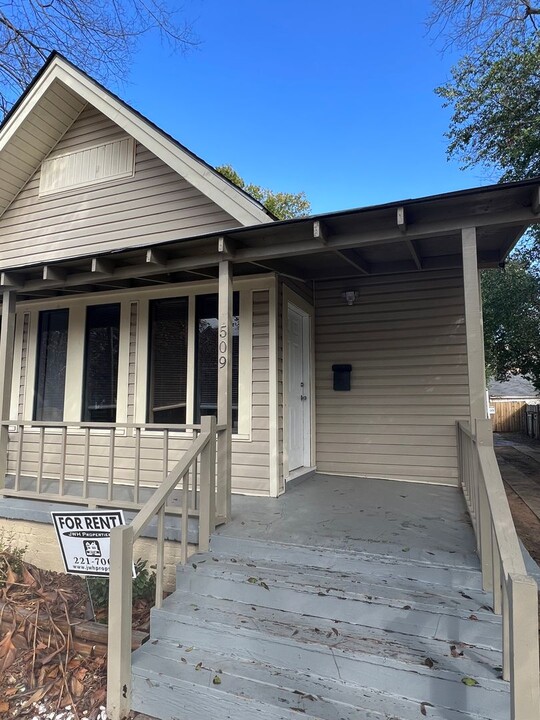 509 Broadmoor Blvd in Shreveport, LA - Building Photo