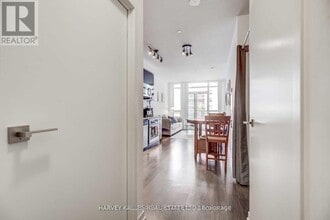 98-498 Lillian St in Toronto, ON - Building Photo - Building Photo
