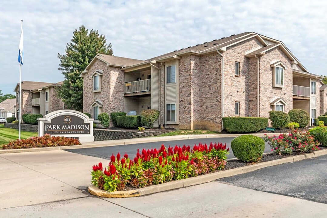 Park Madison Apartments in Greenwood, IN - Building Photo