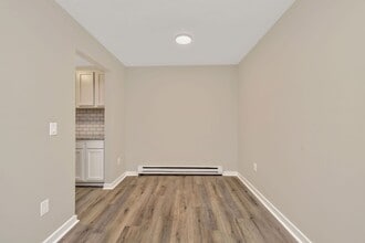 Pinecrest Apartments of Milford in Milford, OH - Foto de edificio - Interior Photo