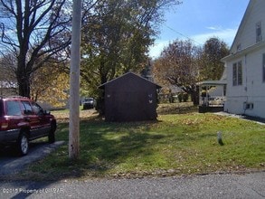 320-322 Sofia Coxe Dr in Drifton, PA - Building Photo - Building Photo