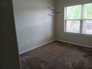 739 Taos Pl SW in Albuquerque, NM - Building Photo - Building Photo