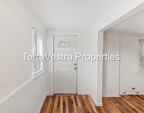 248 S Broadway in Gloucester City, NJ - Building Photo - Building Photo