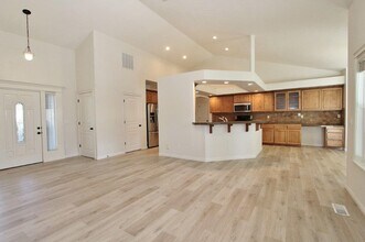 202 Selwood Wy S in Star, ID - Building Photo - Building Photo