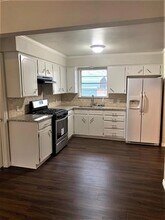 11991 Maple St in Terrell, TX - Building Photo - Building Photo