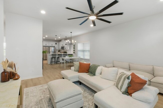 228 Richards St in College Station, TX - Building Photo - Building Photo