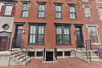 122-124 State St in Harrisburg, PA - Foto de edificio - Building Photo