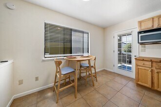 2383 Florence Ave in San Luis Obispo, CA - Building Photo - Building Photo