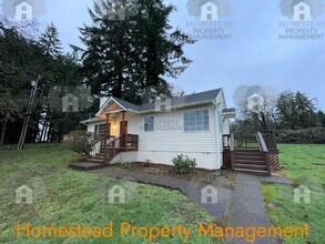 851 Hylo Rd SE in Salem, OR - Building Photo - Building Photo