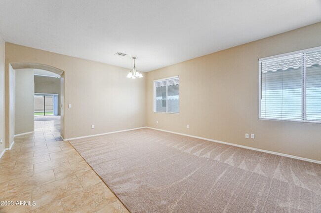 3075 W Yellow Peak Dr in Queen Creek, AZ - Building Photo - Building Photo
