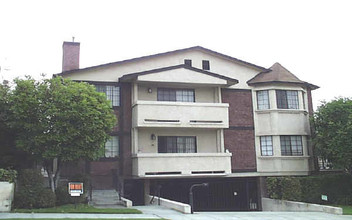 534 E Harvard Rd in Burbank, CA - Building Photo - Building Photo