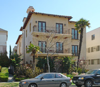 144 S Reeves Dr in Beverly Hills, CA - Foto de edificio - Building Photo