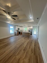 31 Klickitat Dr in Crawfordville, FL - Foto de edificio - Building Photo