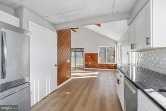101 Railroad Blvd in Cherry Hill Township, NJ - Building Photo - Building Photo