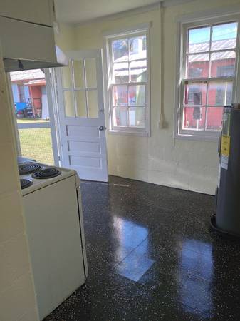 property at 1305 Eagle St