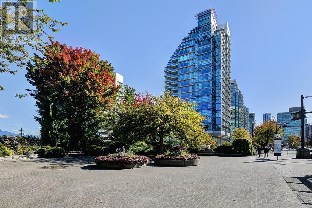 1790-1790 Bayshore Dr. in Vancouver, BC - Building Photo