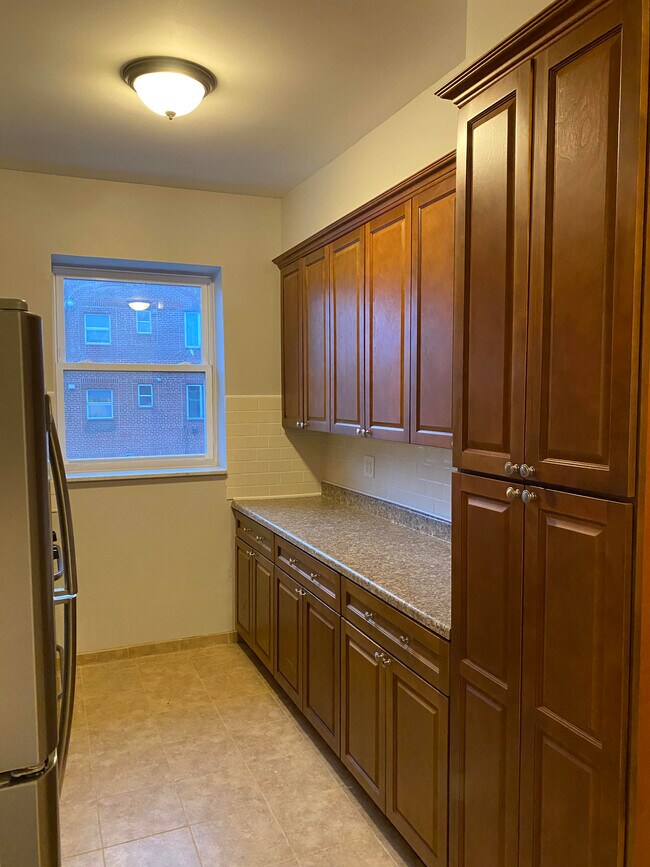 2083 76th St in Brooklyn, NY - Building Photo - Building Photo