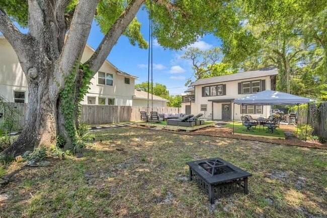 property at 2810 2nd Ave S