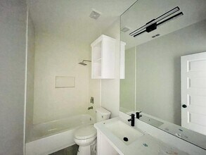 2302 San Pascual St in San Juan, TX - Building Photo - Building Photo