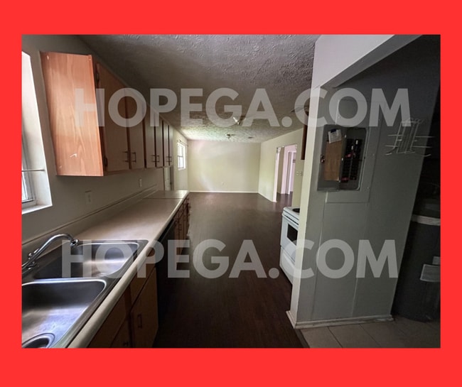 58 Trisha Ln in Grantville, GA - Building Photo - Building Photo