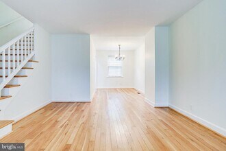 2822 S Buchanan St in Arlington, VA - Building Photo - Building Photo