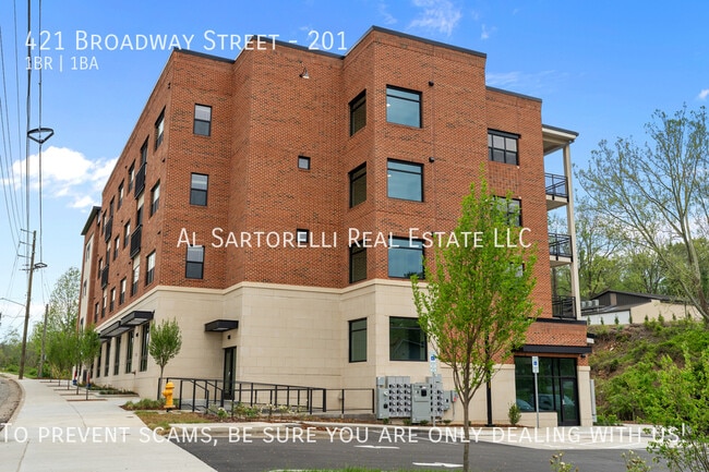 property at 425 Broadway St