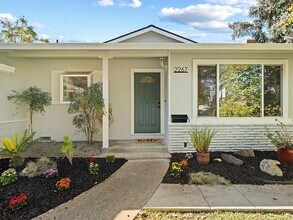 2267 Fenian Dr in Campbell, CA - Foto de edificio - Building Photo