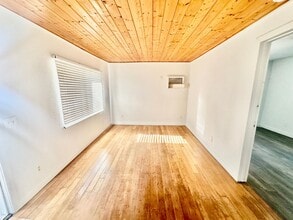 3351 E Lyell Ave in Fresno, CA - Building Photo - Building Photo