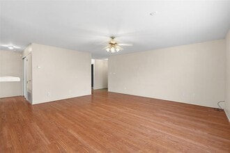 700 Riverway Ln in Leander, TX - Building Photo - Building Photo