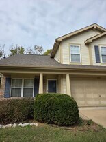 2120 S Azalea Ln in Bloomington, IN - Building Photo