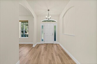 4085 Crooked Mile Rd in Merritt Island, FL - Building Photo - Building Photo