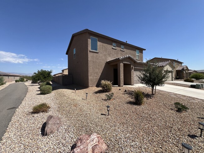 4963 E Bright Wash Way in Tucson, AZ - Foto de edificio - Building Photo