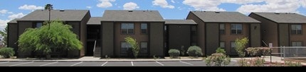 Desert Vista in Eloy, AZ - Foto de edificio - Building Photo