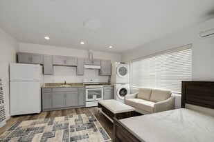 550 Hathway Ave in San Luis Obispo, CA - Building Photo