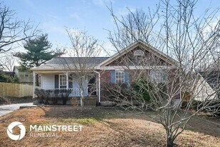 1709 Hunters Branch Rd in Nashville, TN - Building Photo
