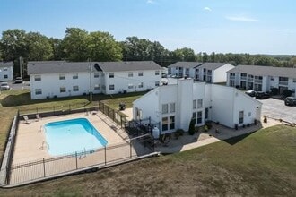 116 Sandstone Ct in Hillsboro, MO - Building Photo - Building Photo