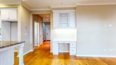 118 Pendant in Irvine, CA - Building Photo - Building Photo