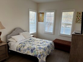 27680 Turn Leaf Ct in Santa Clarita, CA - Building Photo