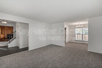 2407 S Dawson Way in Aurora, CO - Building Photo - Building Photo