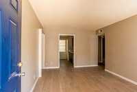 Building Photo - The Retreat at Pleasant Valley Apartments in Mobile, Alabama