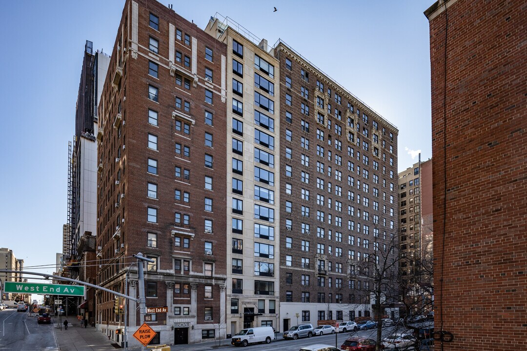 732 West End Ave in New York, NY - Building Photo