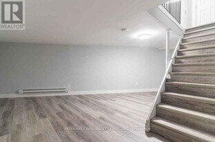 349 Hamilton Rd in London, ON - Building Photo