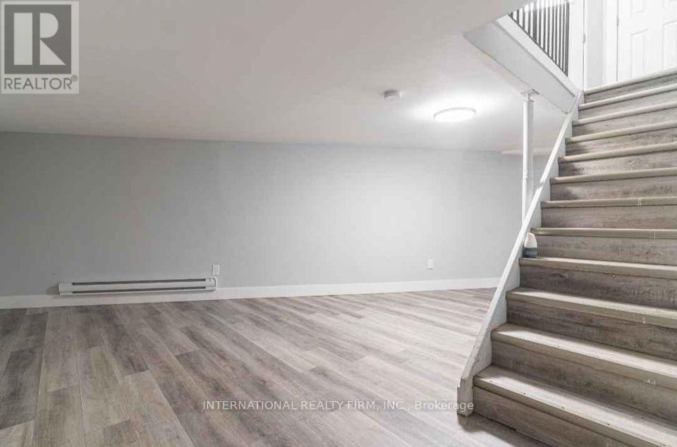 349 Hamilton Rd in London, ON - Building Photo