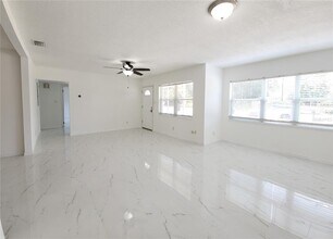 108 E Sadie St in Brandon, FL - Building Photo - Building Photo