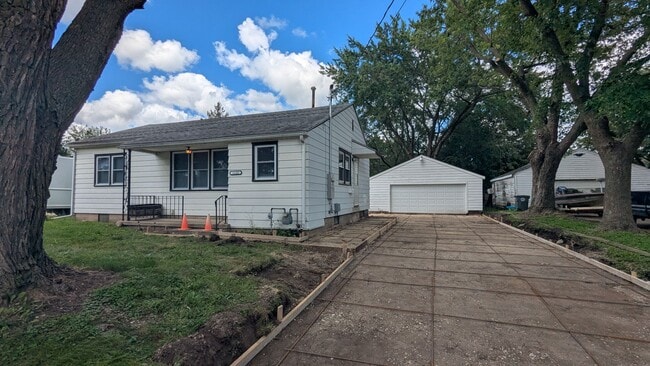 property at 1132 Virginia St