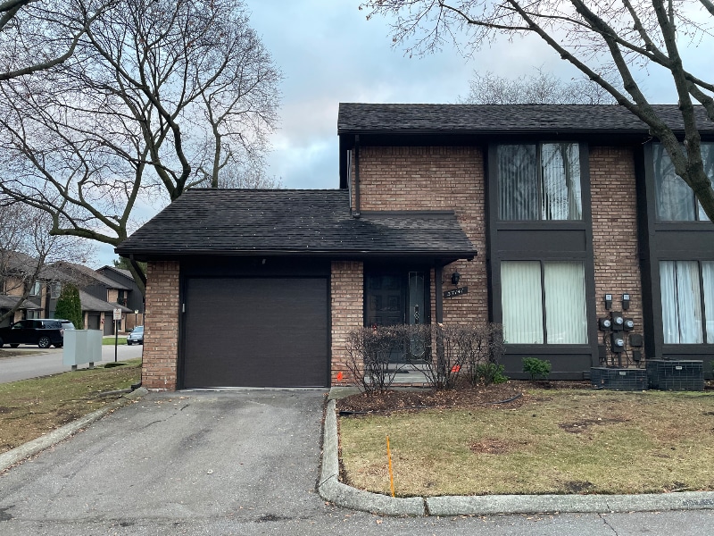 37141 Clubhouse Dr in Sterling Heights, MI - Building Photo