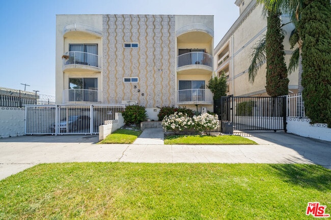 property at 326 Serrano Ave