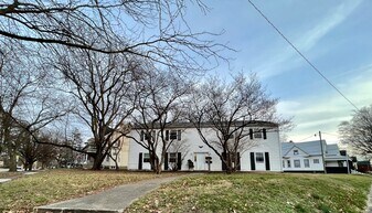 1701 Ohio St in Terre Haute, IN - Building Photo