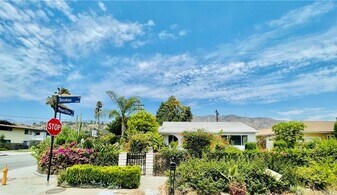 2305 Sesmas St in Duarte, CA - Building Photo