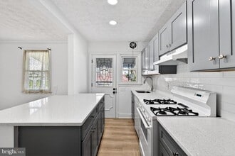 1870 Yakona Rd in Parkville, MD - Building Photo - Building Photo